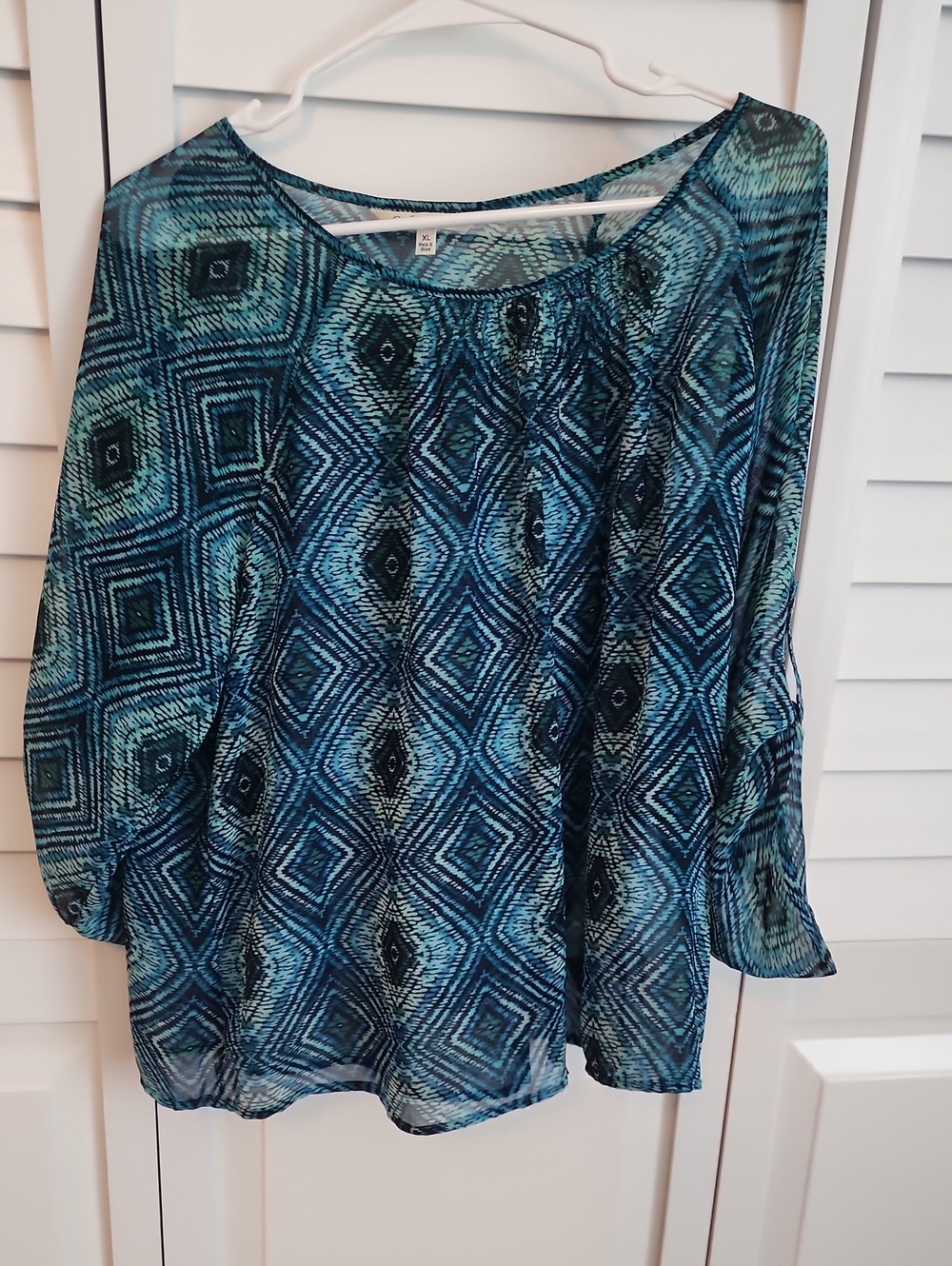 Women’s Blue Geometric Peasant Blouse